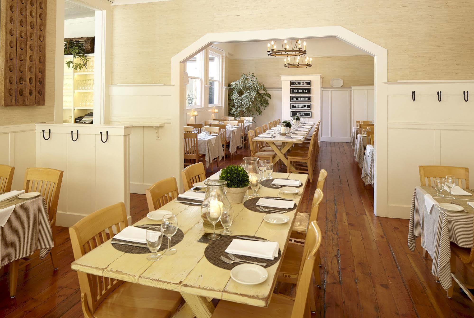 Calistoga Inn Restaurant And Brewery Extérieur photo