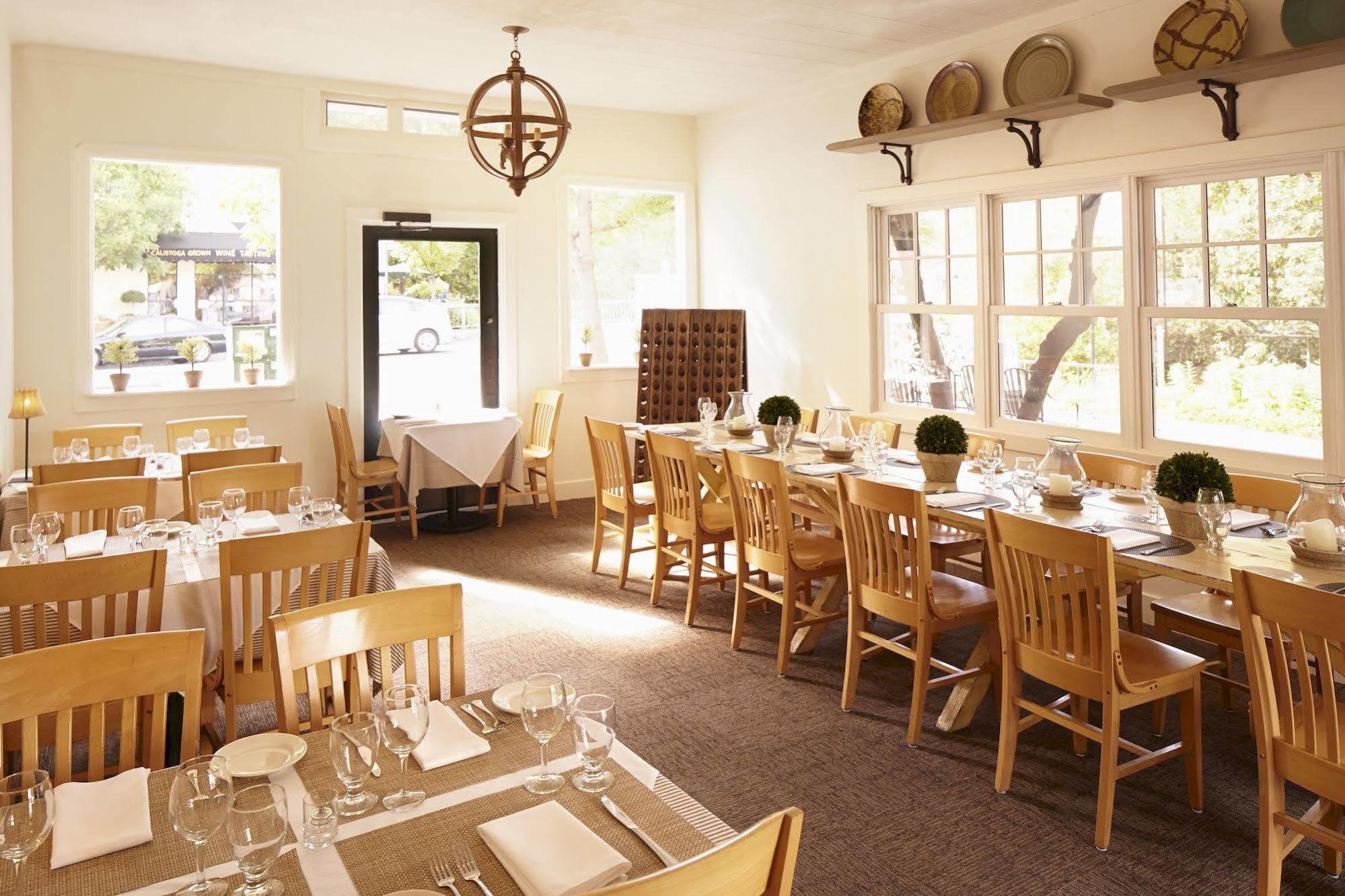 Calistoga Inn Restaurant And Brewery Extérieur photo